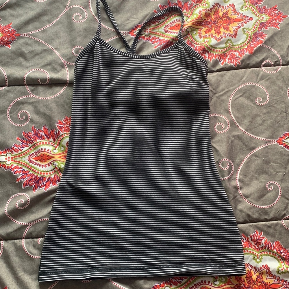 Lululemon work out tank!